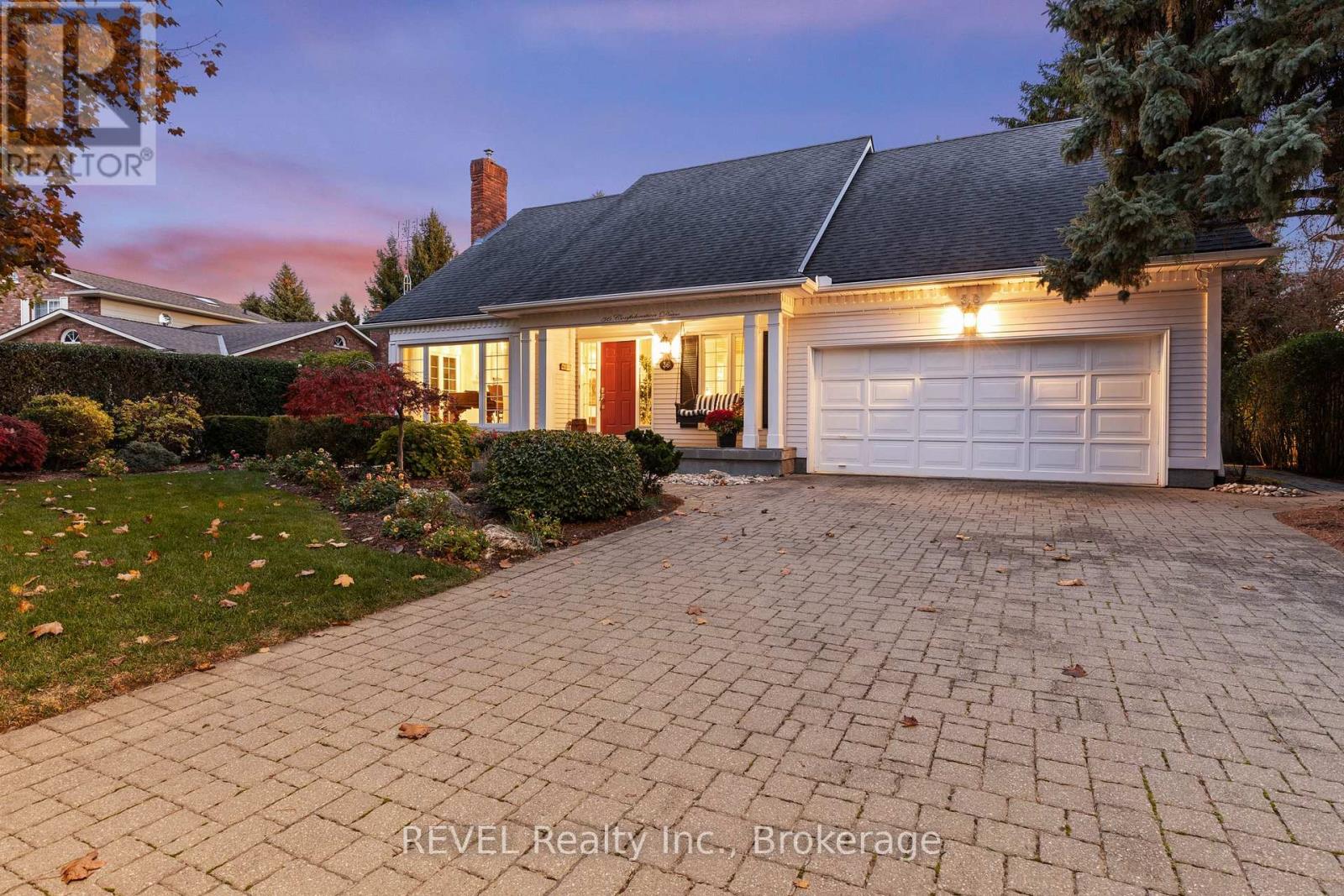 36 CONFEDERATION DRIVE - 38