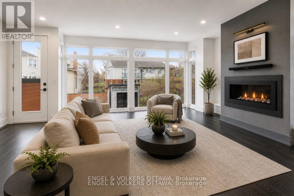 2154 RICE AVENUE - 8