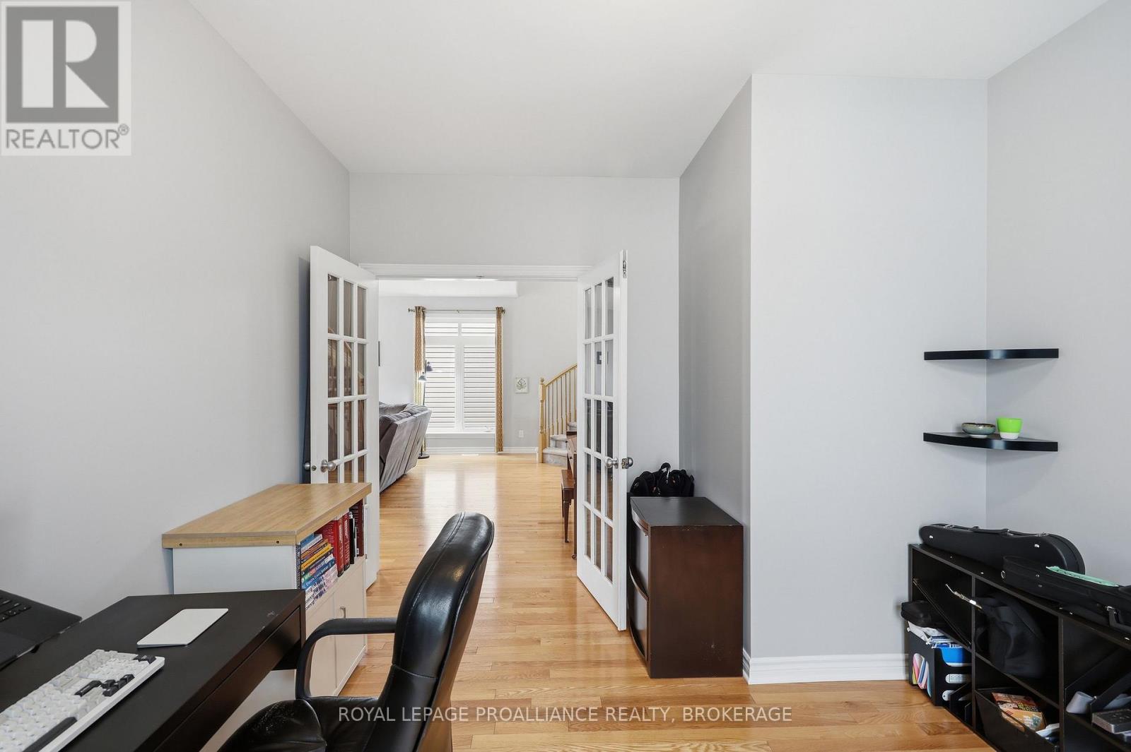 680 FIELDSTONE DRIVE - 14