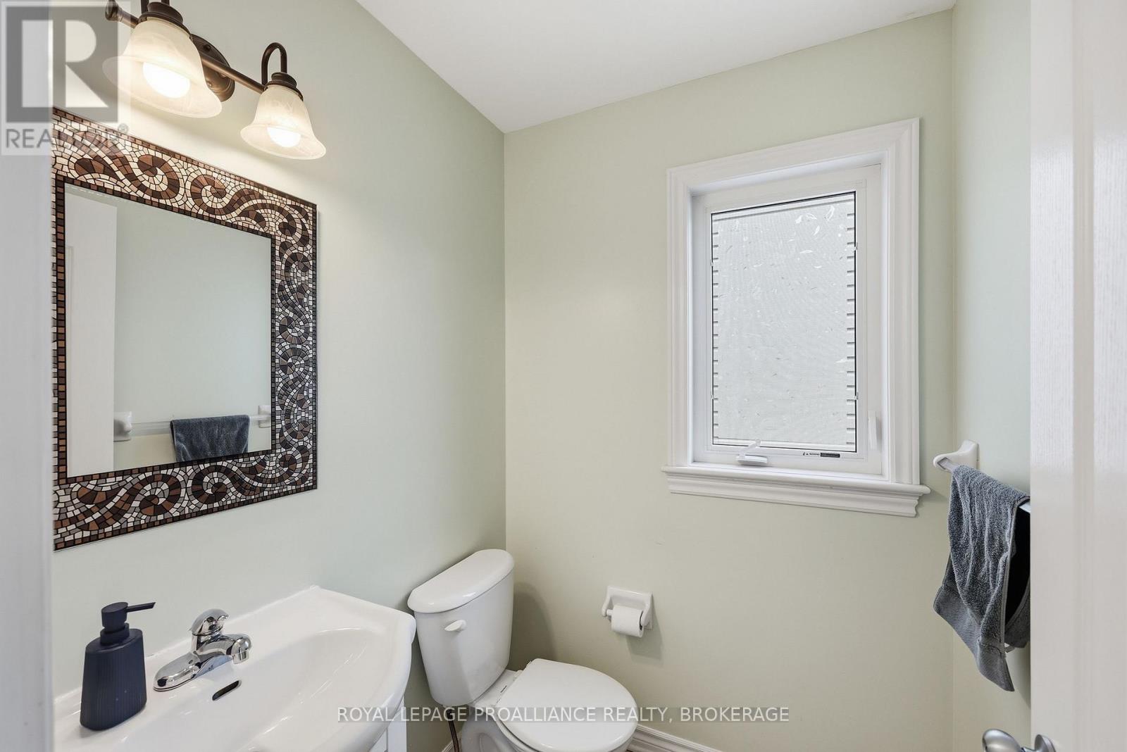 680 FIELDSTONE DRIVE - 15