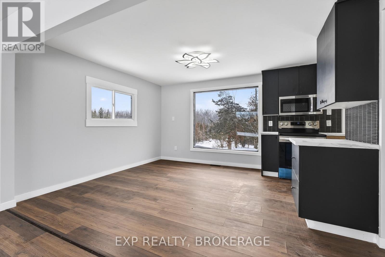 1528 ENRIGHT ROAD - 13