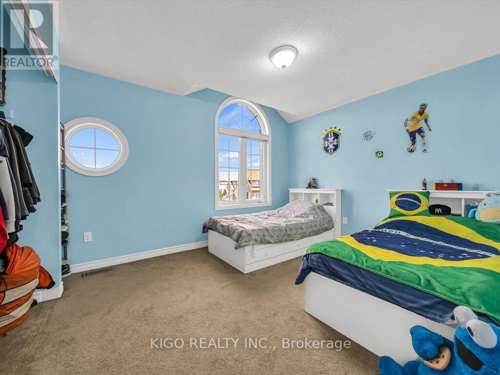 53 EDUCATION ROAD - 31