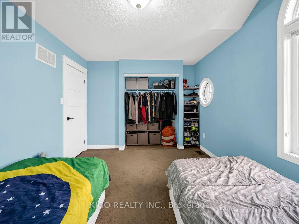 53 EDUCATION ROAD - 32