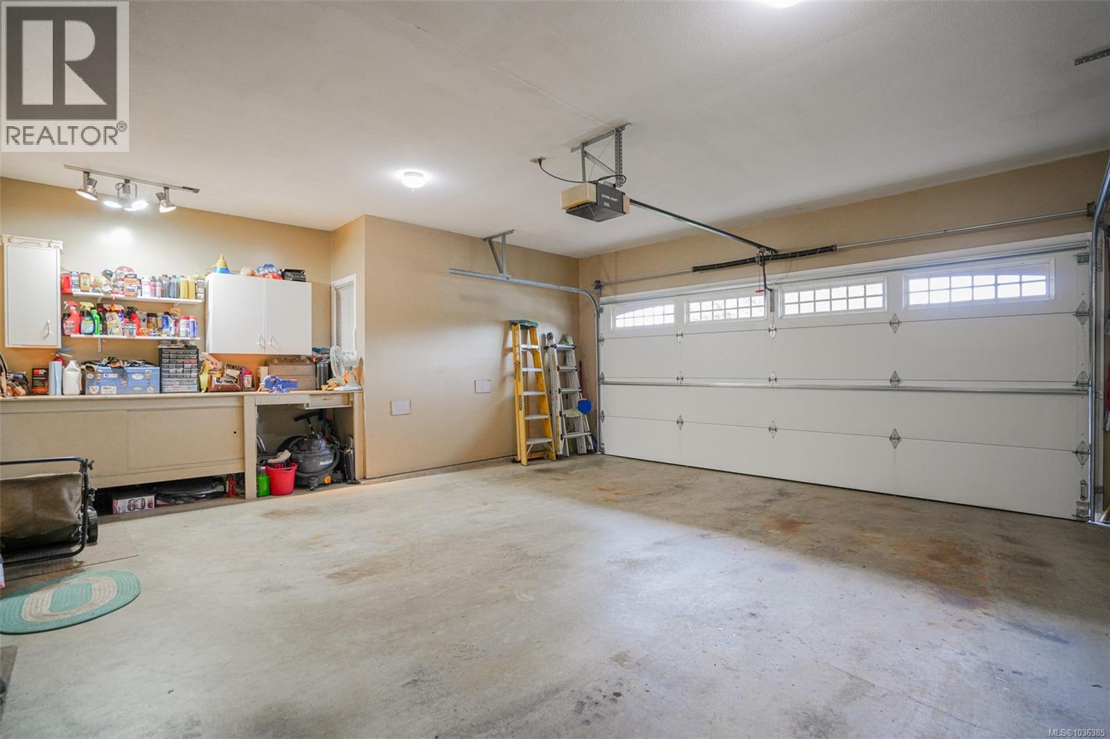 3141 McNaughton Ave - 22