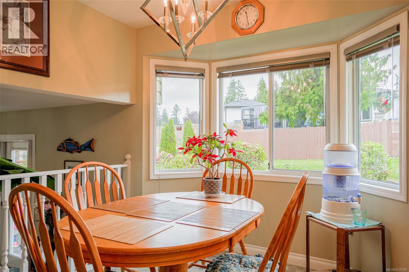 3141 McNaughton Ave - 33