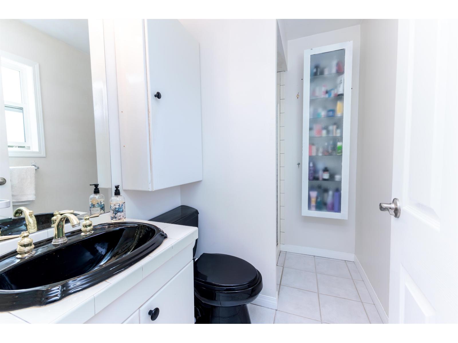 20290 GRADE CRESCENT, Langley