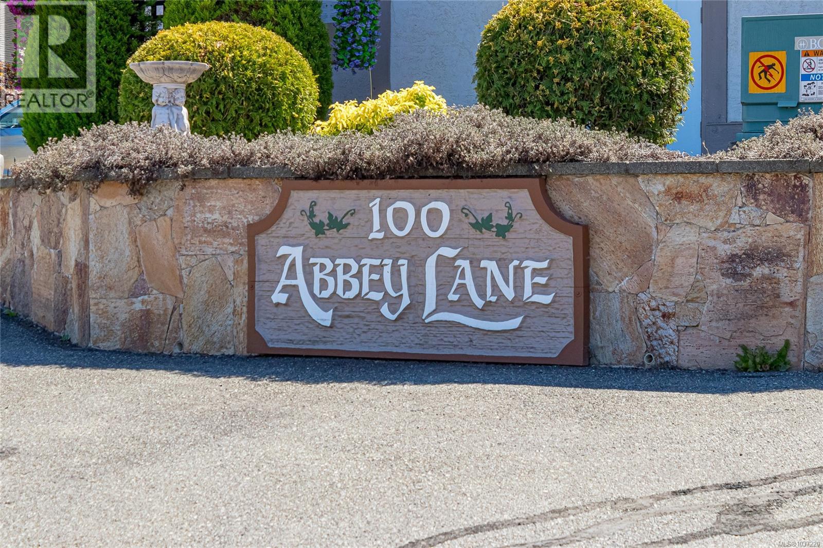 #2 100 Abbey Lane - 11