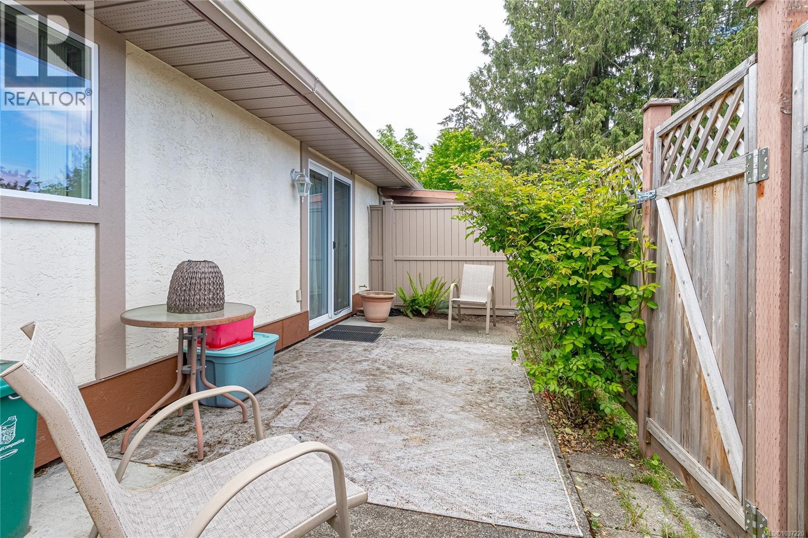 #2 100 Abbey Lane - 29
