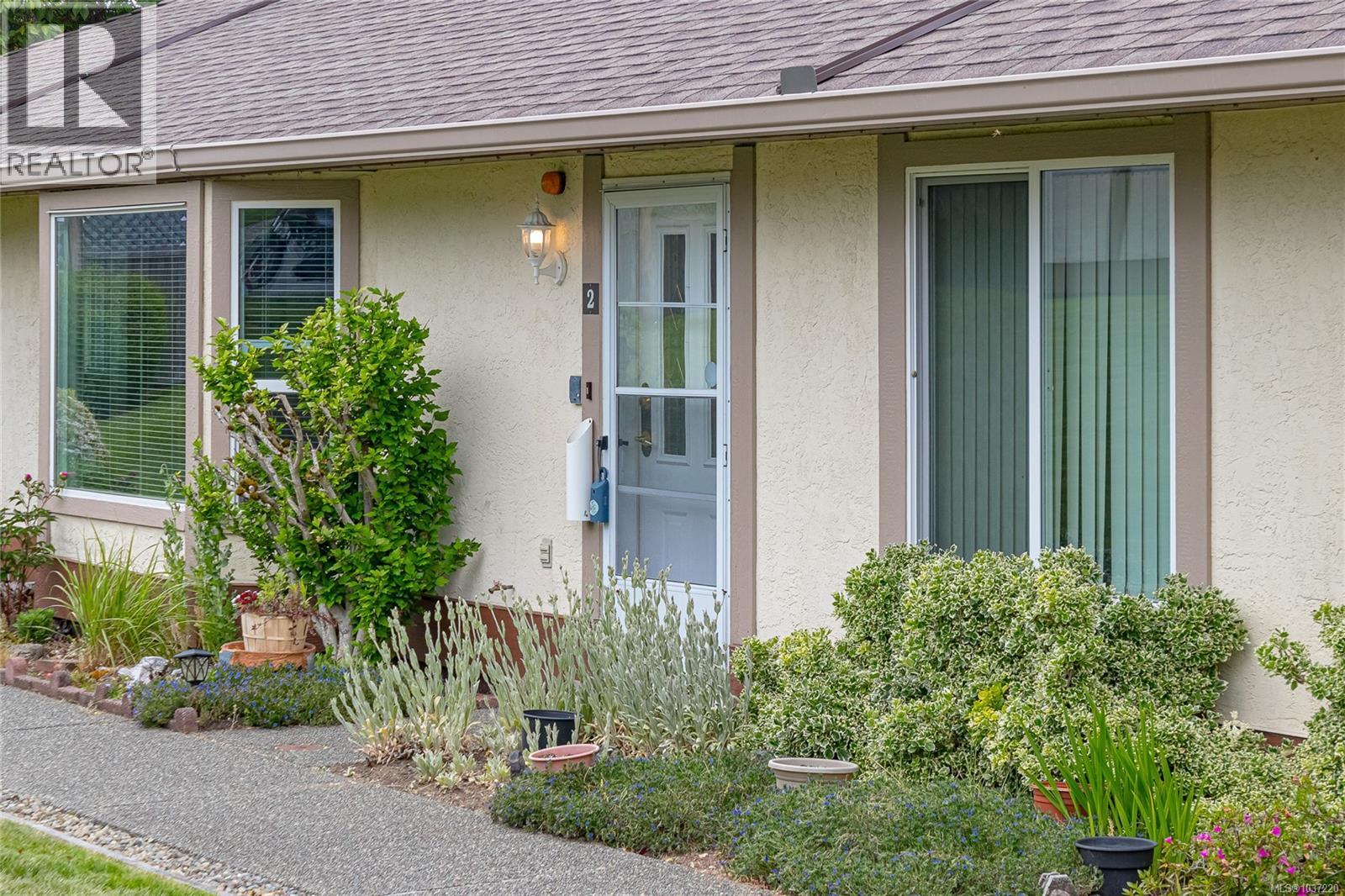 #2 100 Abbey Lane - 3