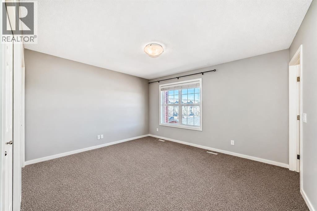 393 Legacy Boulevard SE - 18