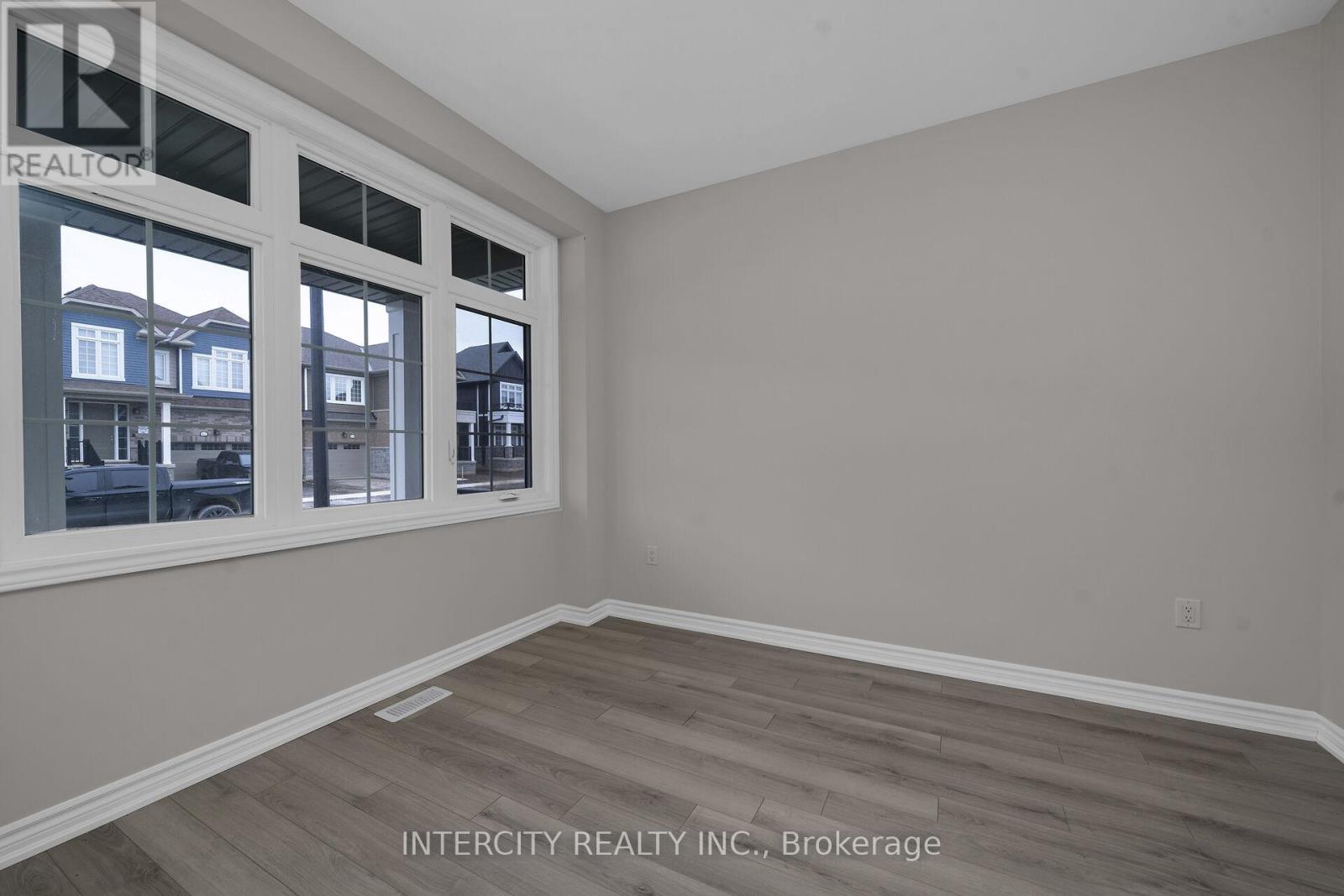 83 MCGILL AVENUE - 15