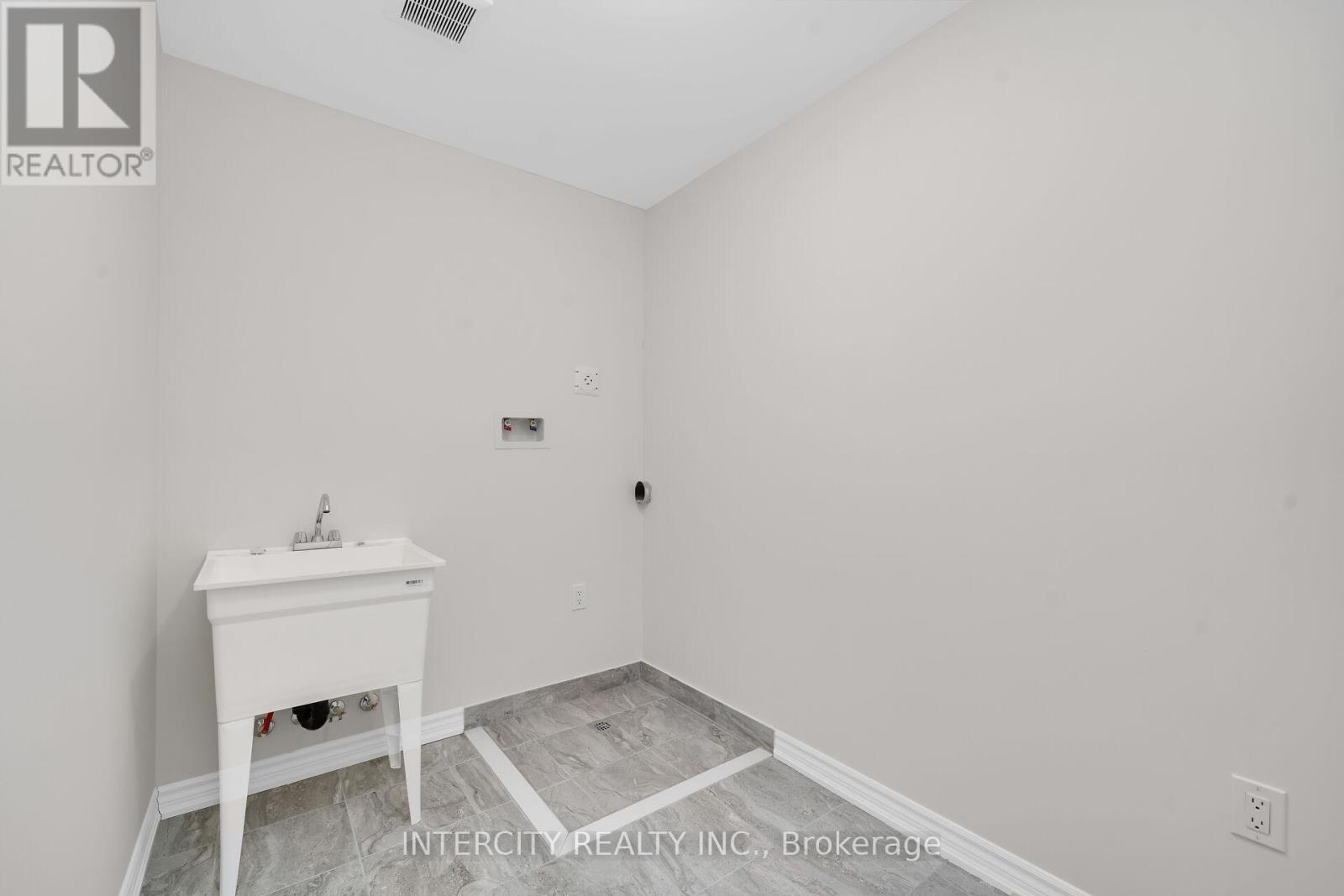 83 MCGILL AVENUE - 18