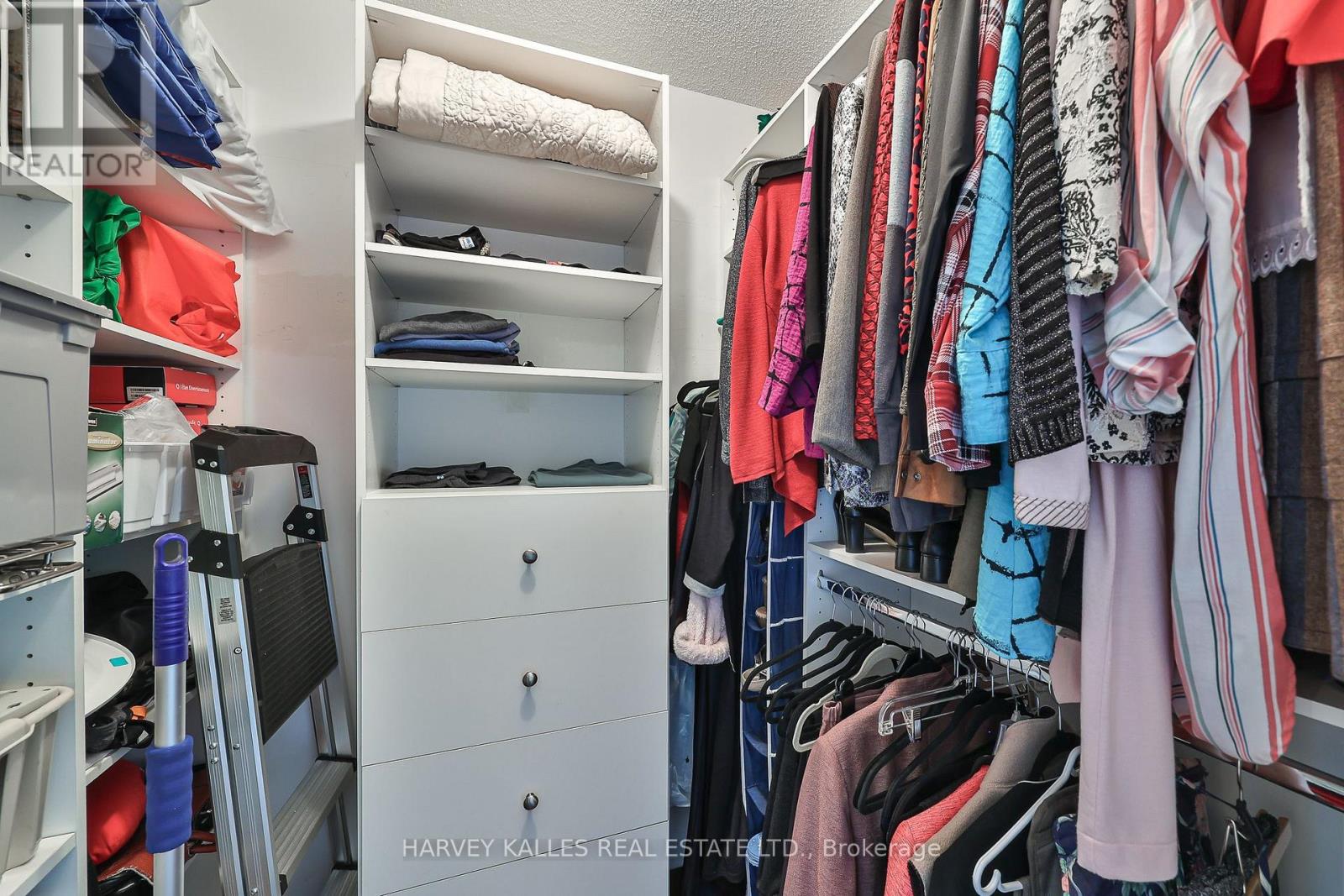 #612 300 BALLIOL STREET - 11