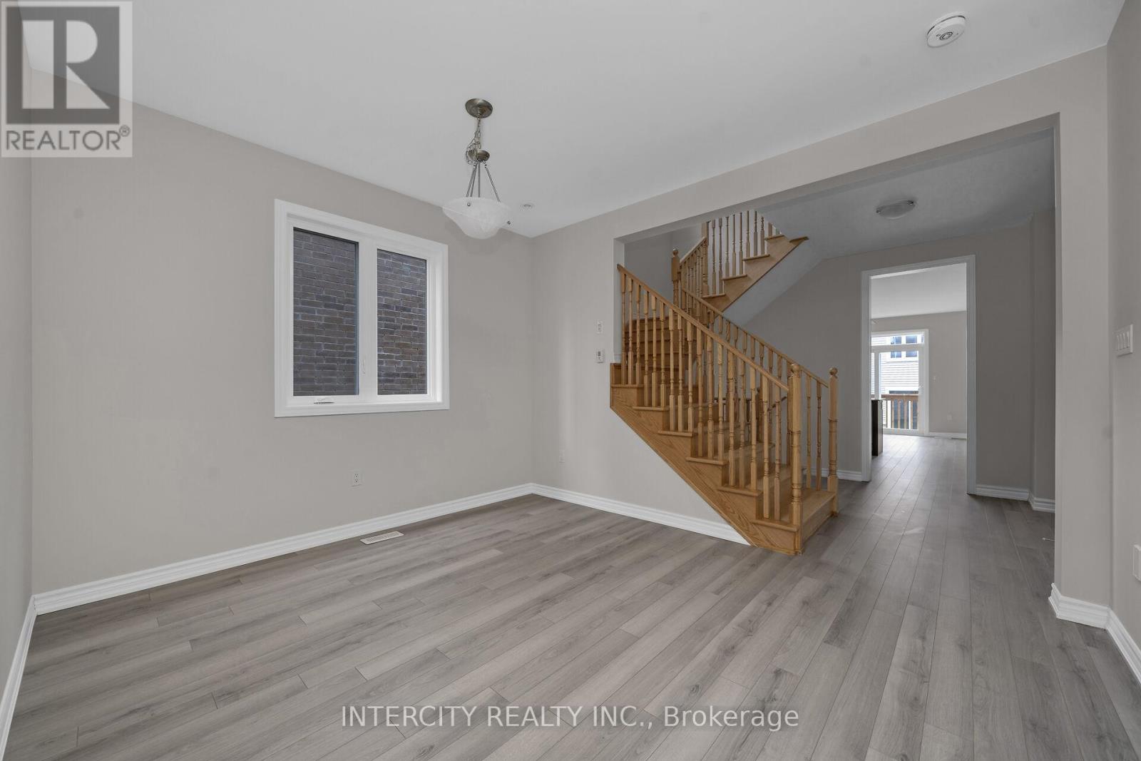 83 MCGILL AVENUE - 4