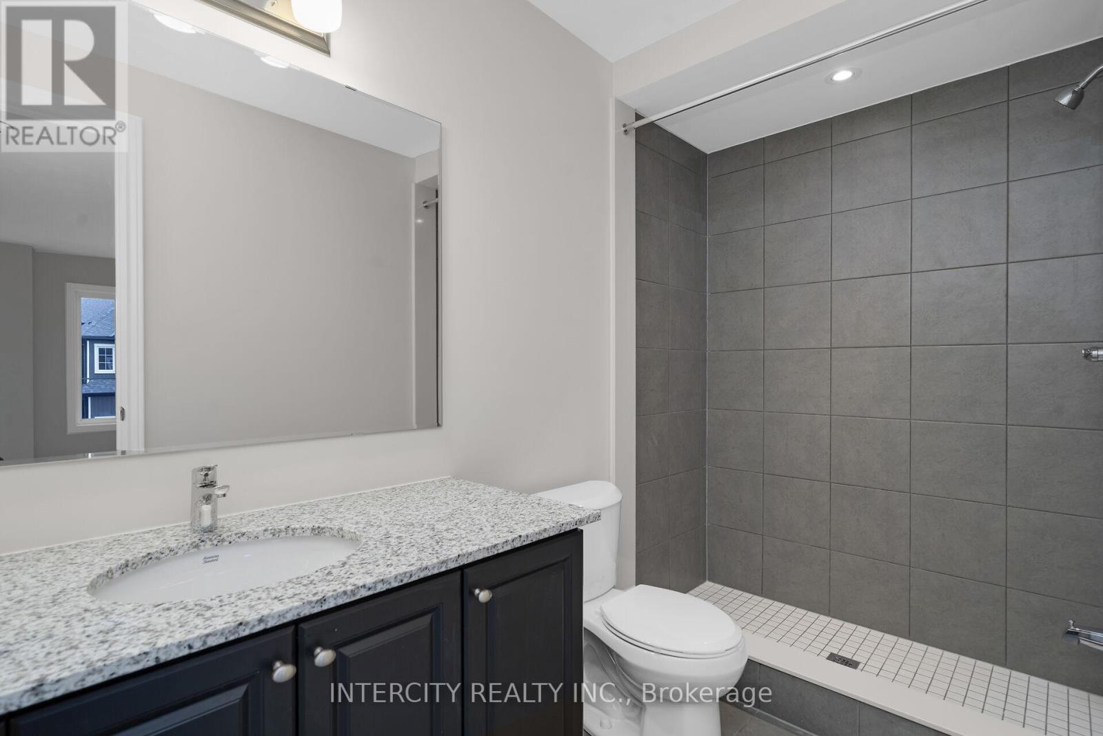 83 MCGILL AVENUE - 28