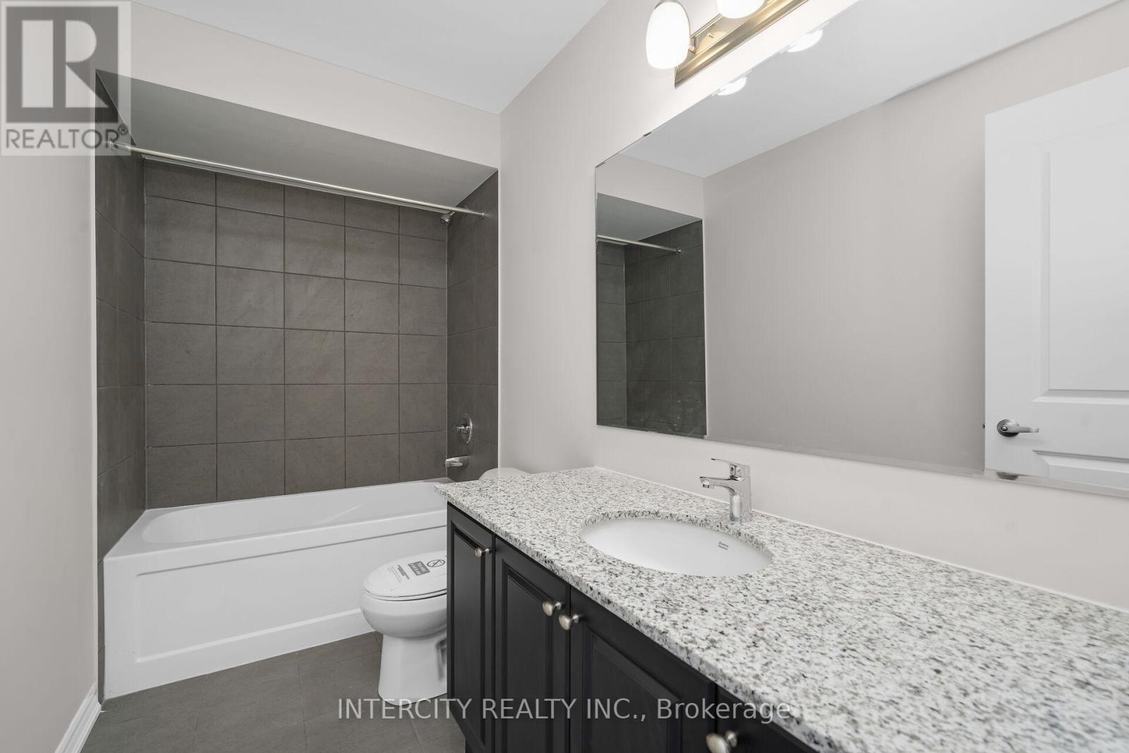 83 MCGILL AVENUE - 33