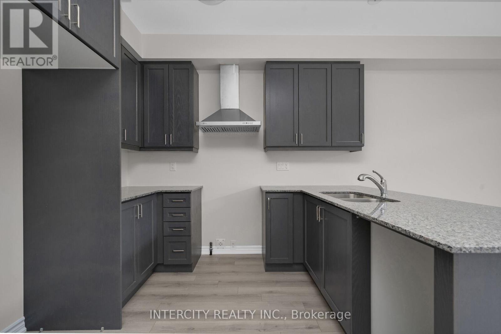 83 MCGILL AVENUE - 10