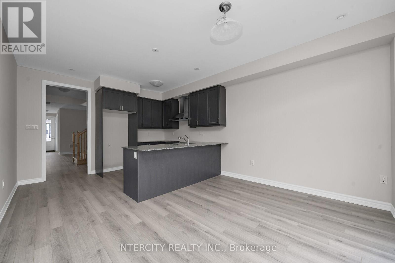 83 MCGILL AVENUE - 7