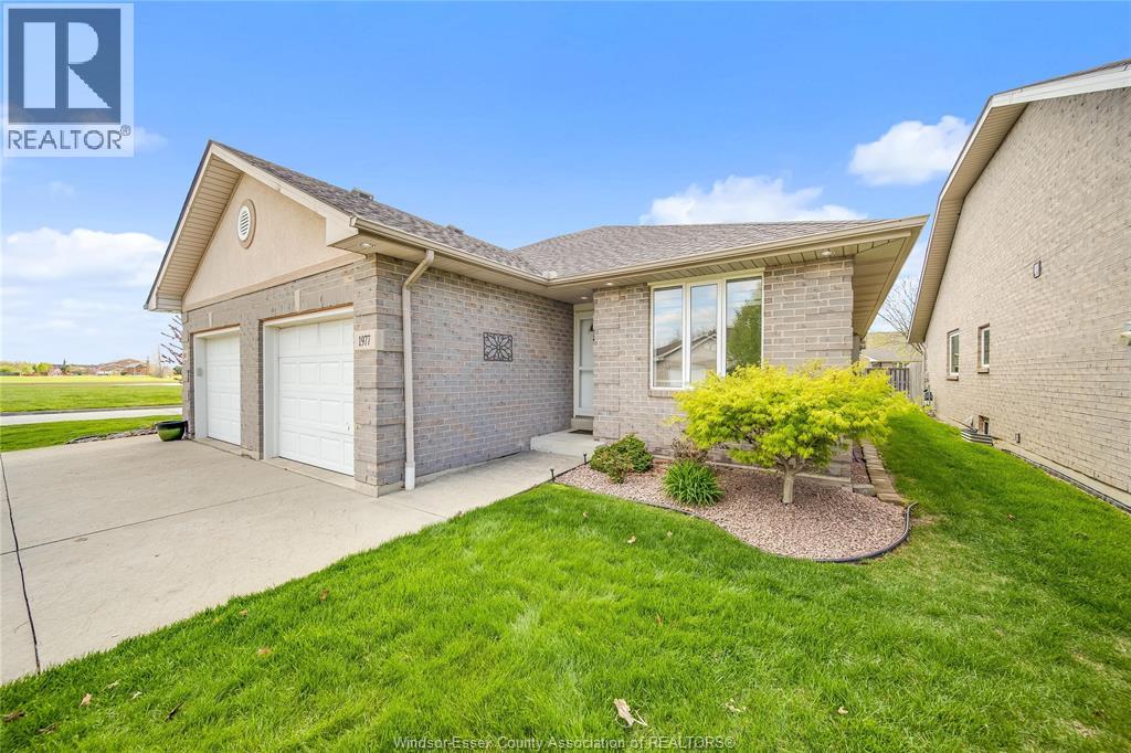 1977 KIRKLAND AVENUE - 2