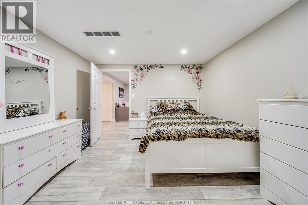 1977 KIRKLAND AVENUE, Windsor, Ontario, N8P1P7 — Photo 35