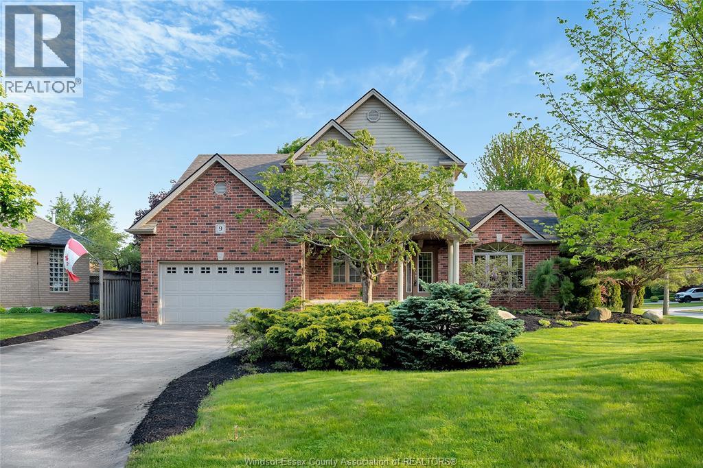9 Creekview COURT - 1