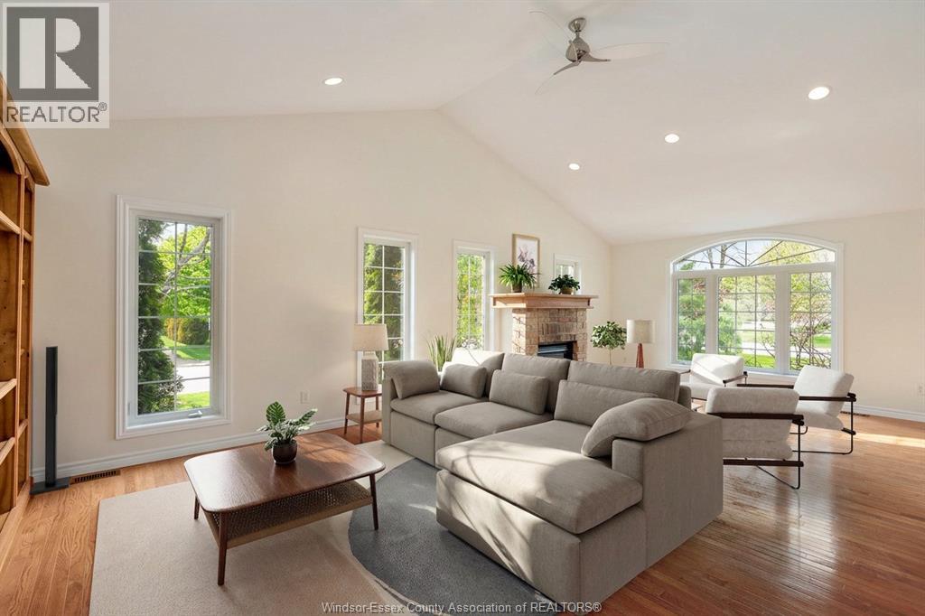 9 Creekview COURT - 13