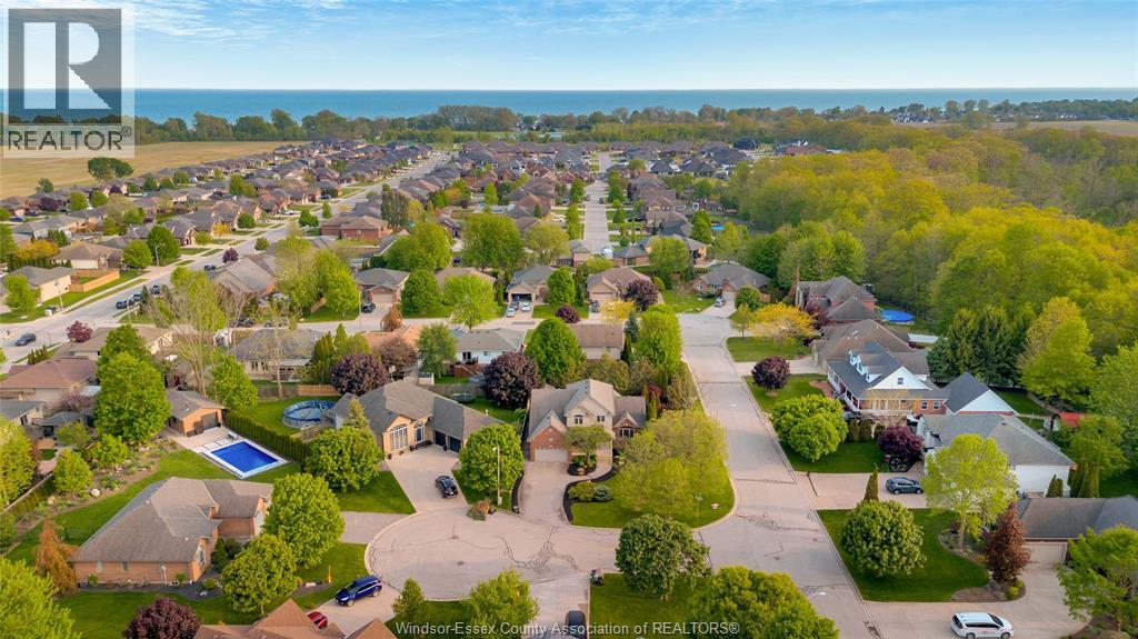 9 Creekview COURT - 44