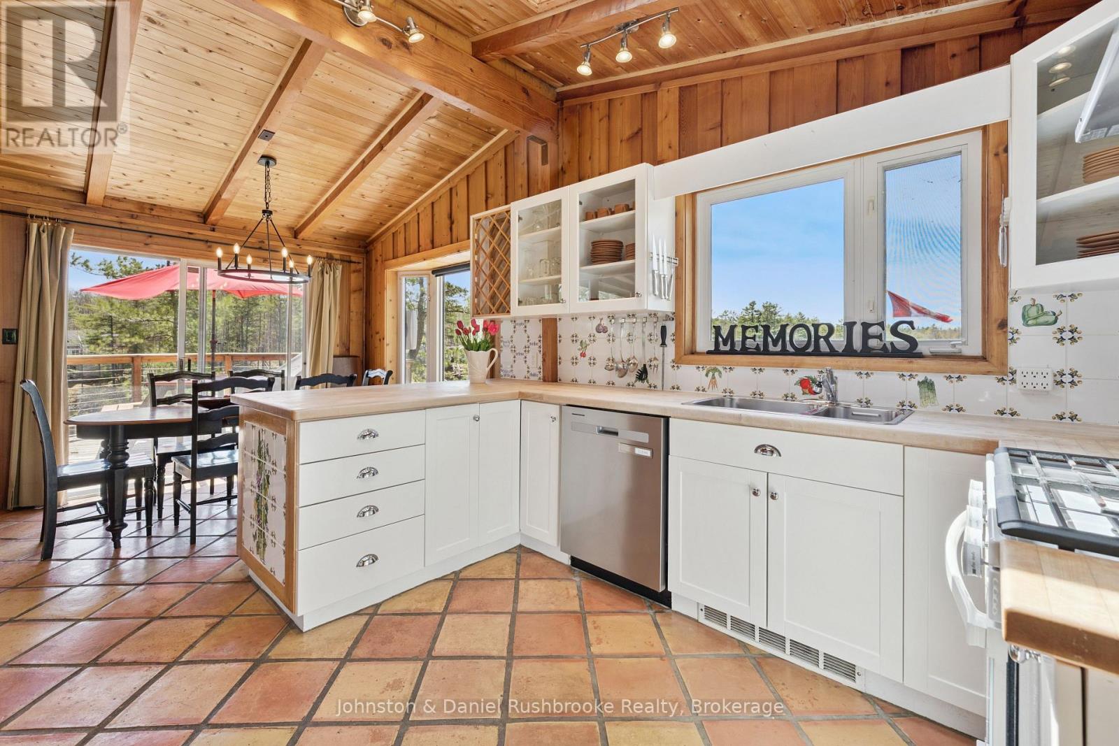 1052 NORTH SUNSET BAY ROAD - 13