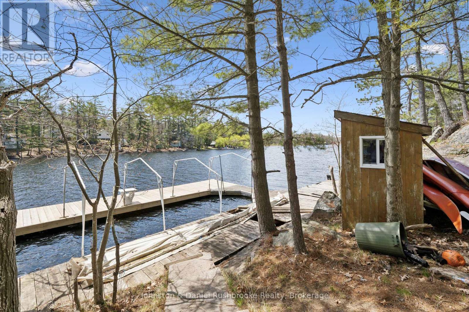 1052 NORTH SUNSET BAY ROAD - 33