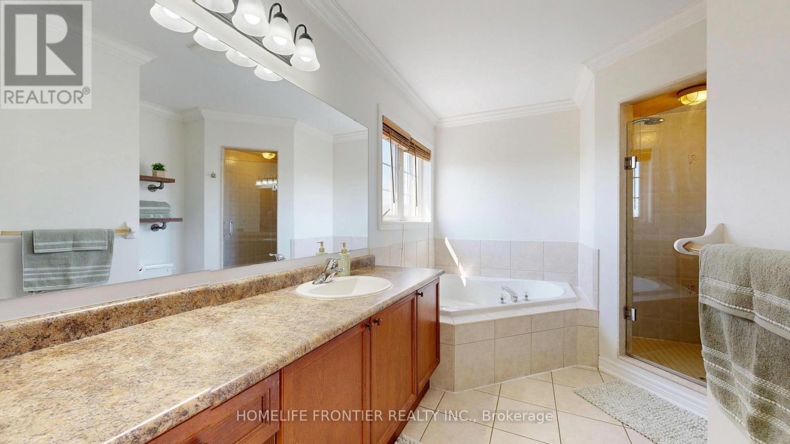 1509 ALDERGROVE DRIVE - 34