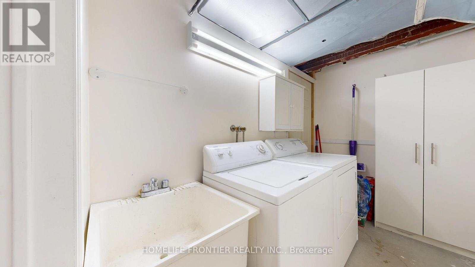 1509 ALDERGROVE DRIVE - 43