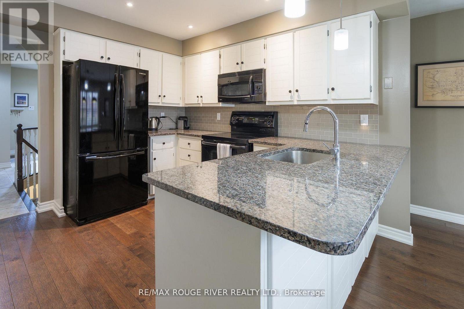 2052 LYNN HEIGHTS DRIVE - 11