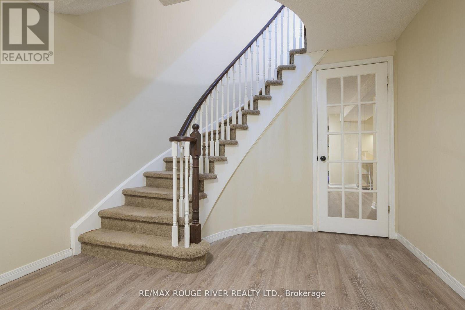 2052 LYNN HEIGHTS DRIVE - 17