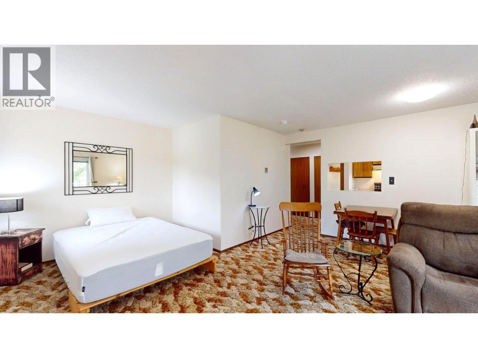 #307 501 Elk Street - 11