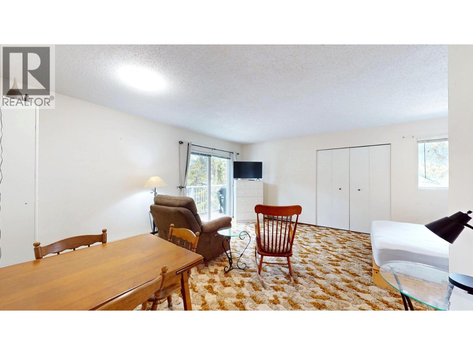 #307 501 Elk Street - 7