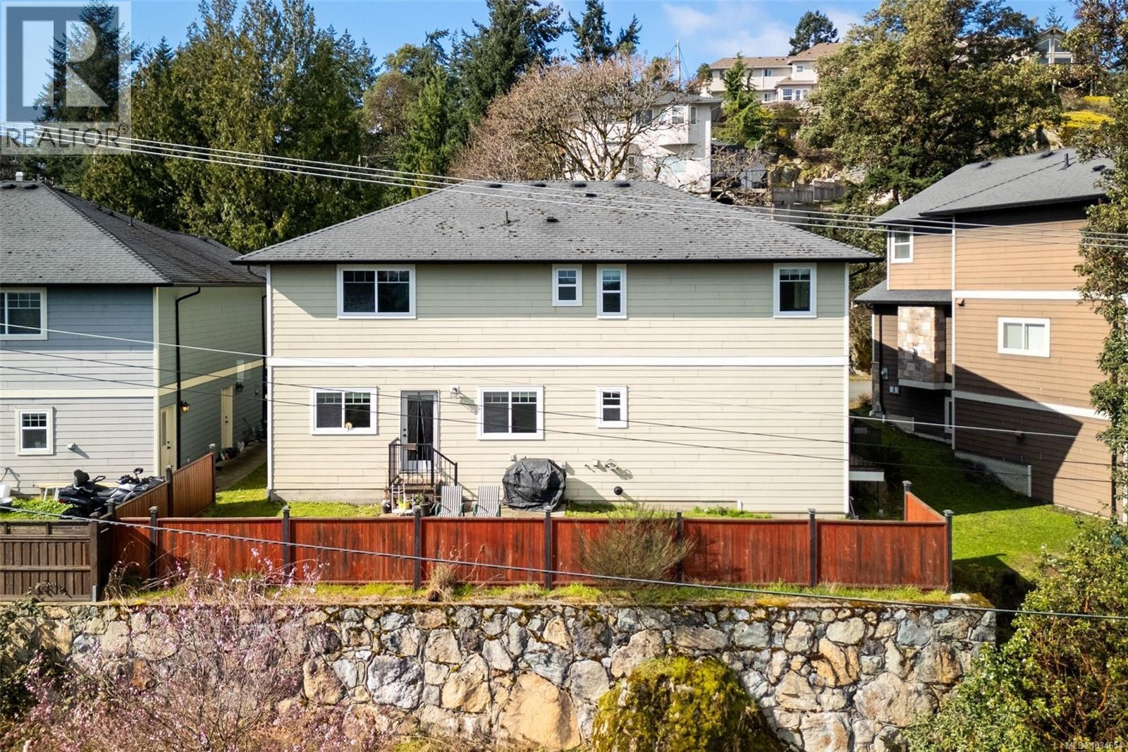 942 Arngask Ave - Image 3