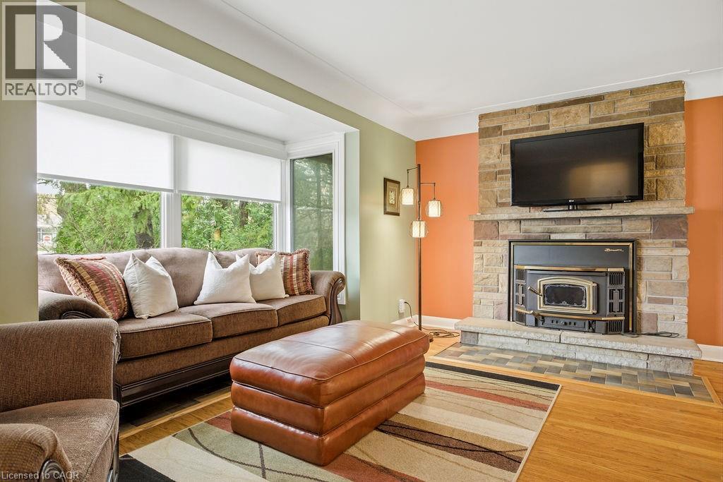 475 KITTY MURRAY Lane, Ancaster, Ontario, L9G3K9 — Photo 6