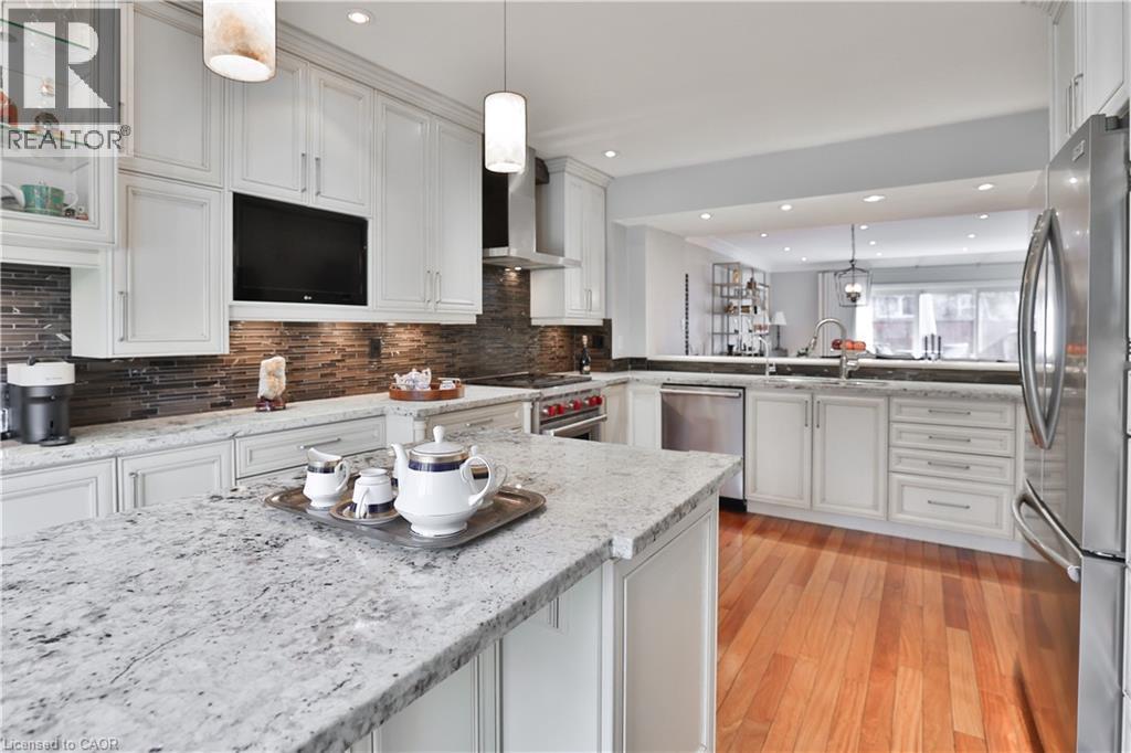 45 TRADEWIND Drive - 8