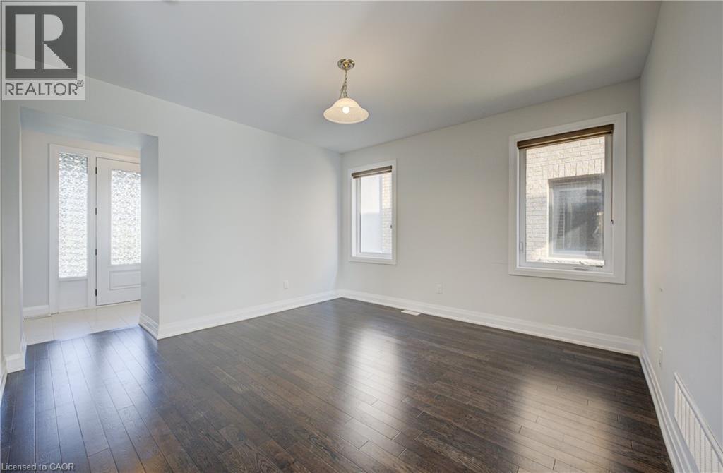 767 QUEENSTON Boulevard, Woodstock, Ontario, N4T0T1 — Photo 5