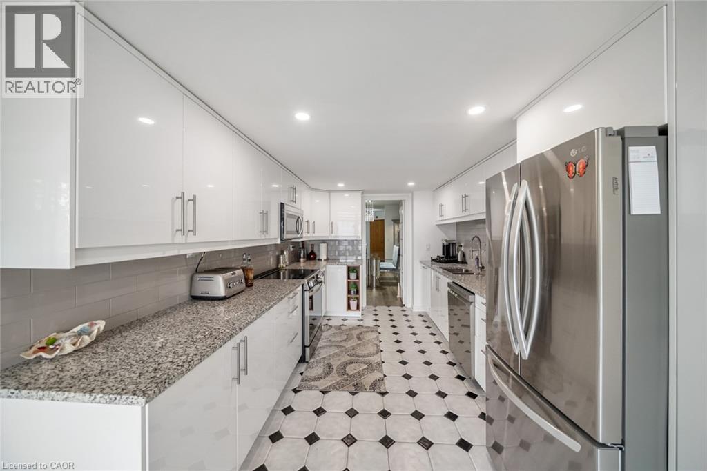 1237 NORTH SHORE Boulevard E Unit# 301, Burlington, Ontario, L7S2H8 — Photo 14
