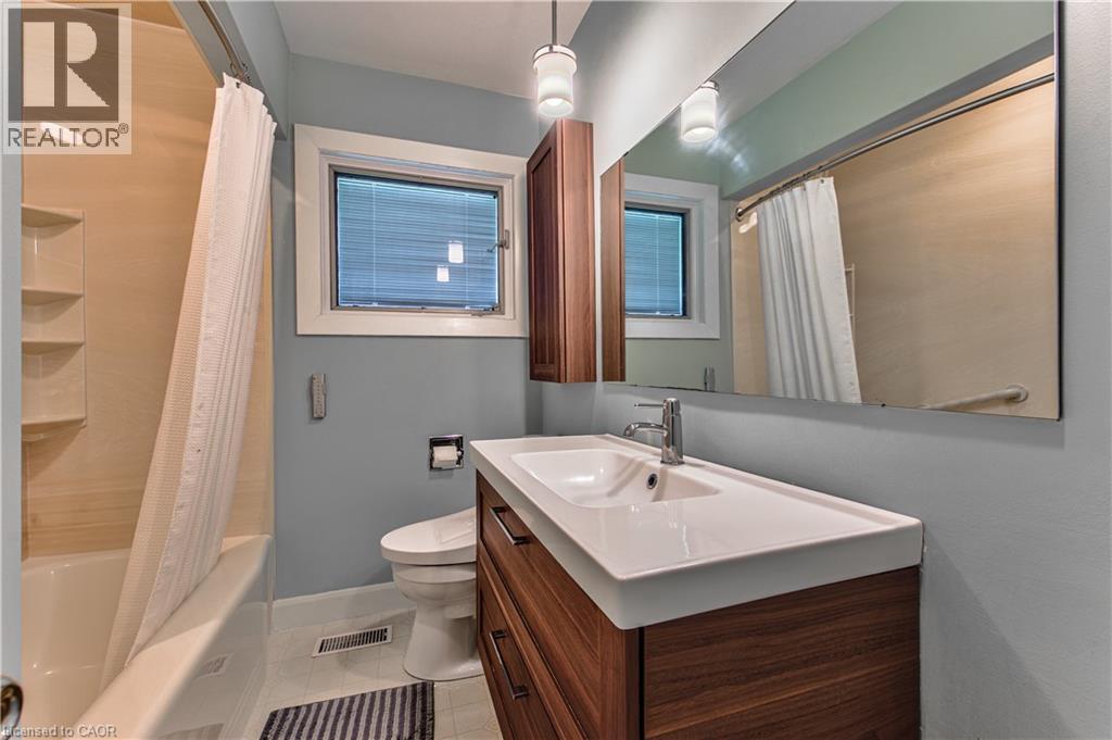 74 LEASIDE Place, Waterloo, Ontario, N2J2N5 — Photo 17