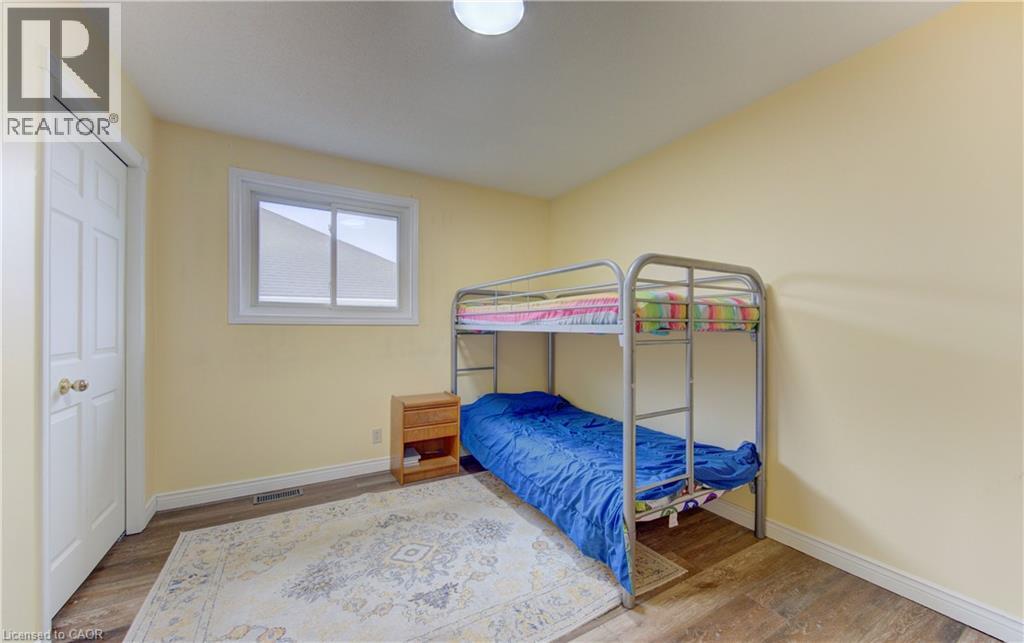 159 BURNETT Avenue - 23