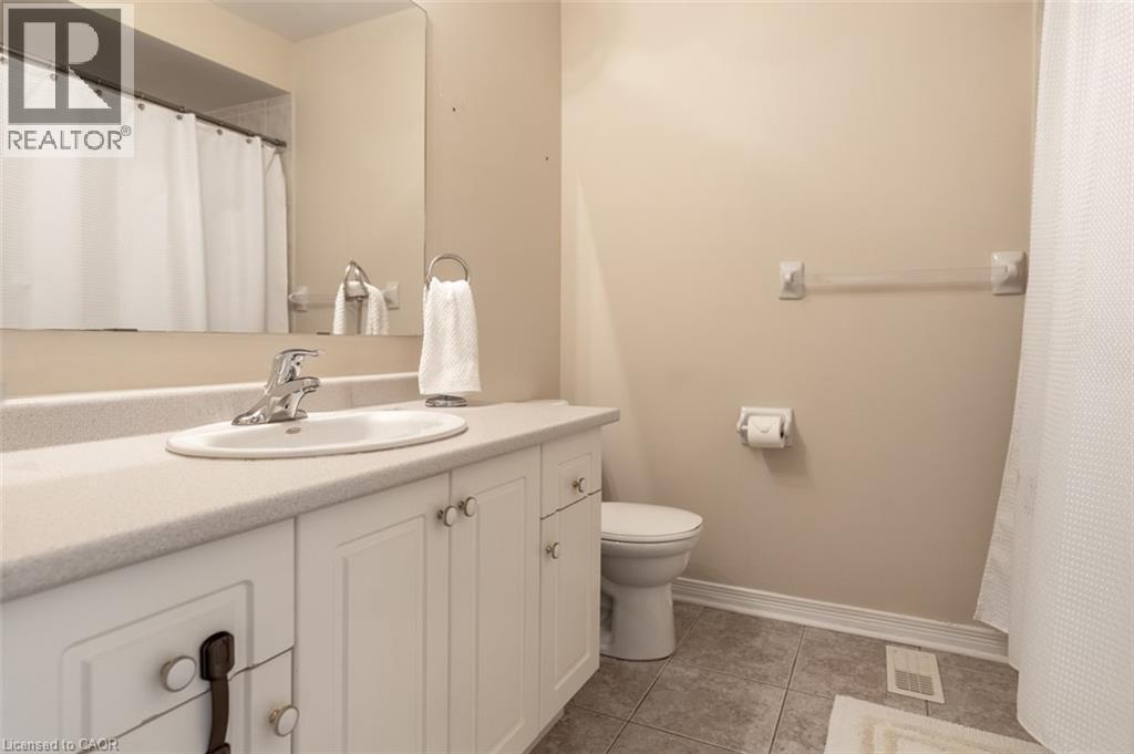 373 BUSSEL Crescent, Milton, Ontario, L9T0W6 — Photo 17