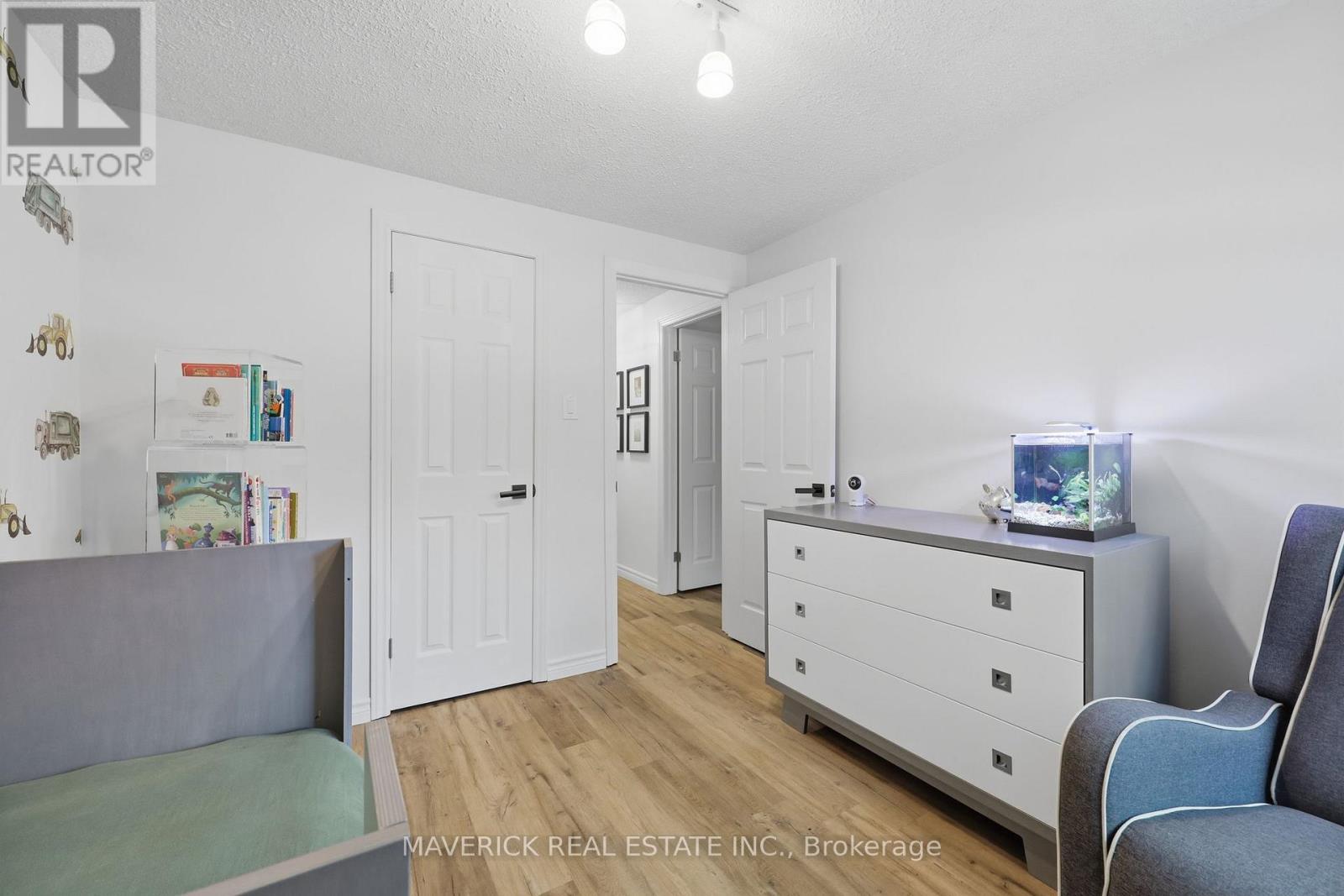 56 HAWTHORNE ROAD - 24