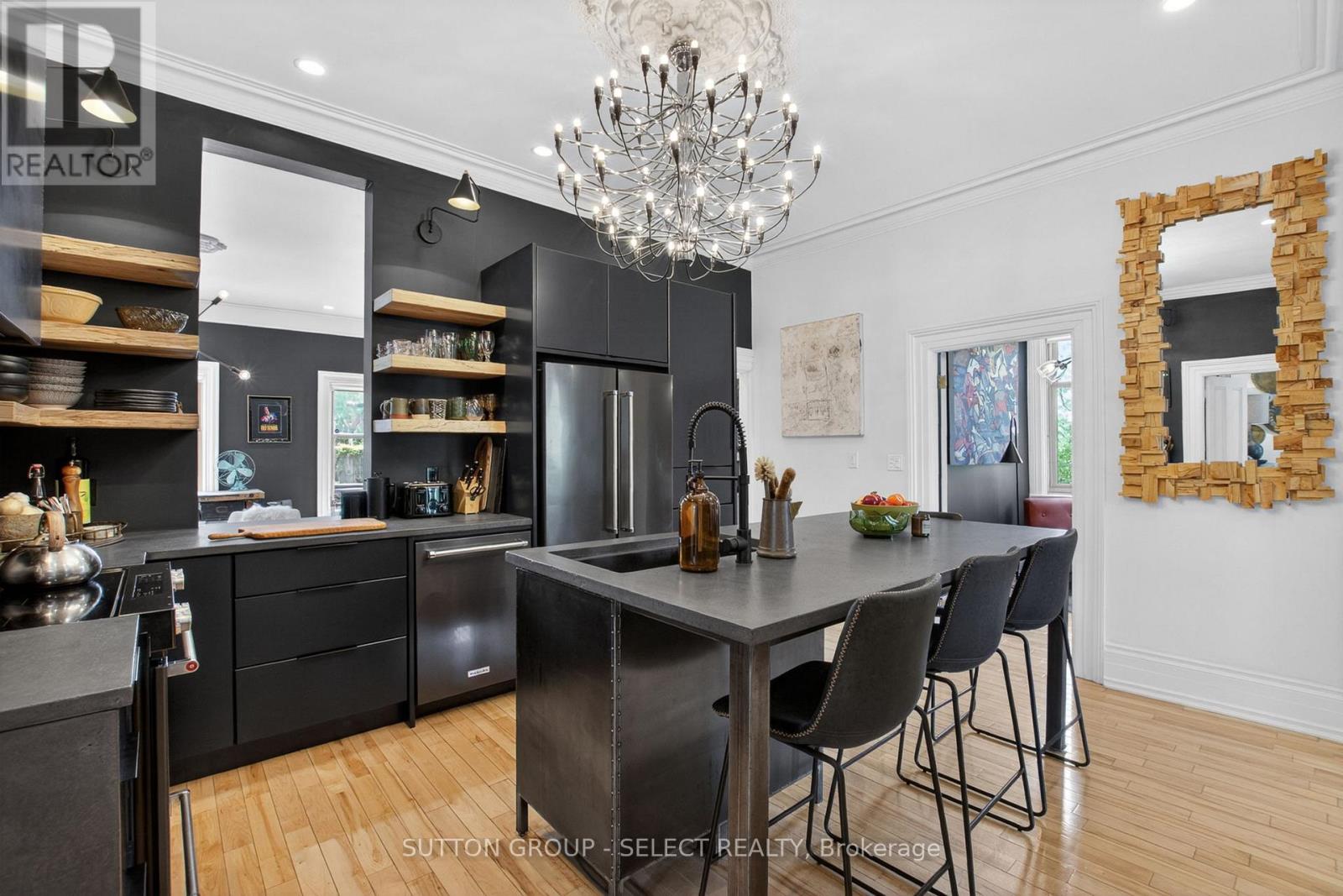 309 CROMWELL STREET - 12