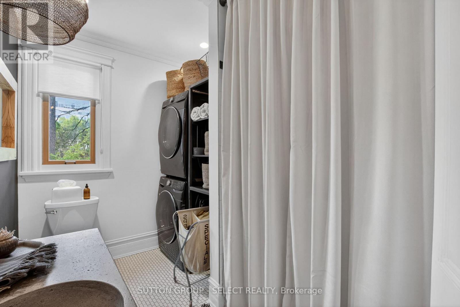 309 CROMWELL STREET - Image 17