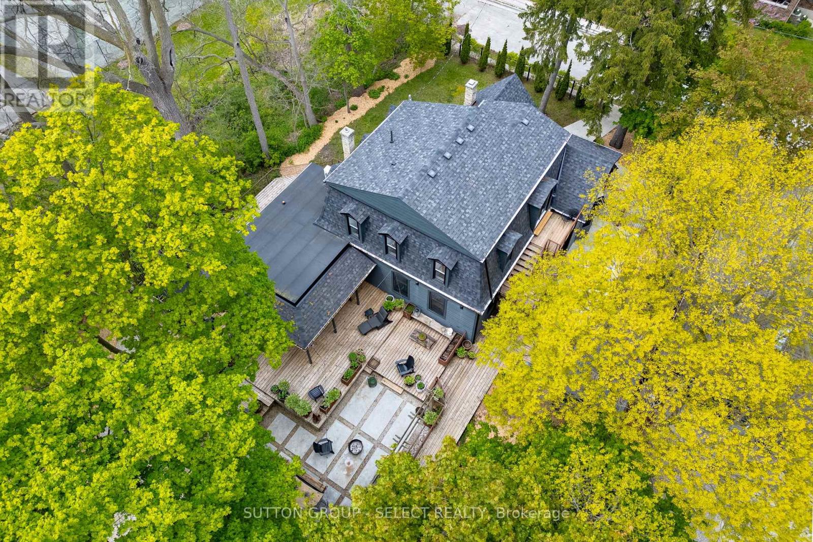 309 CROMWELL STREET - Image 45