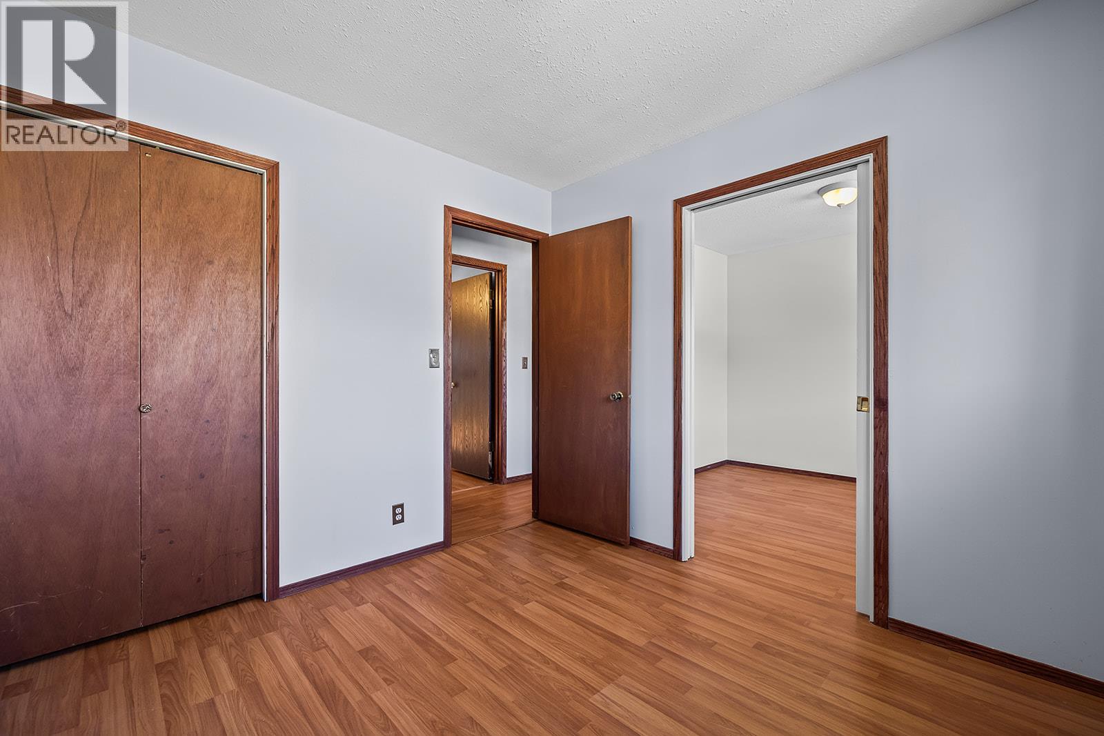 2949 Sandstone Crescent - 16