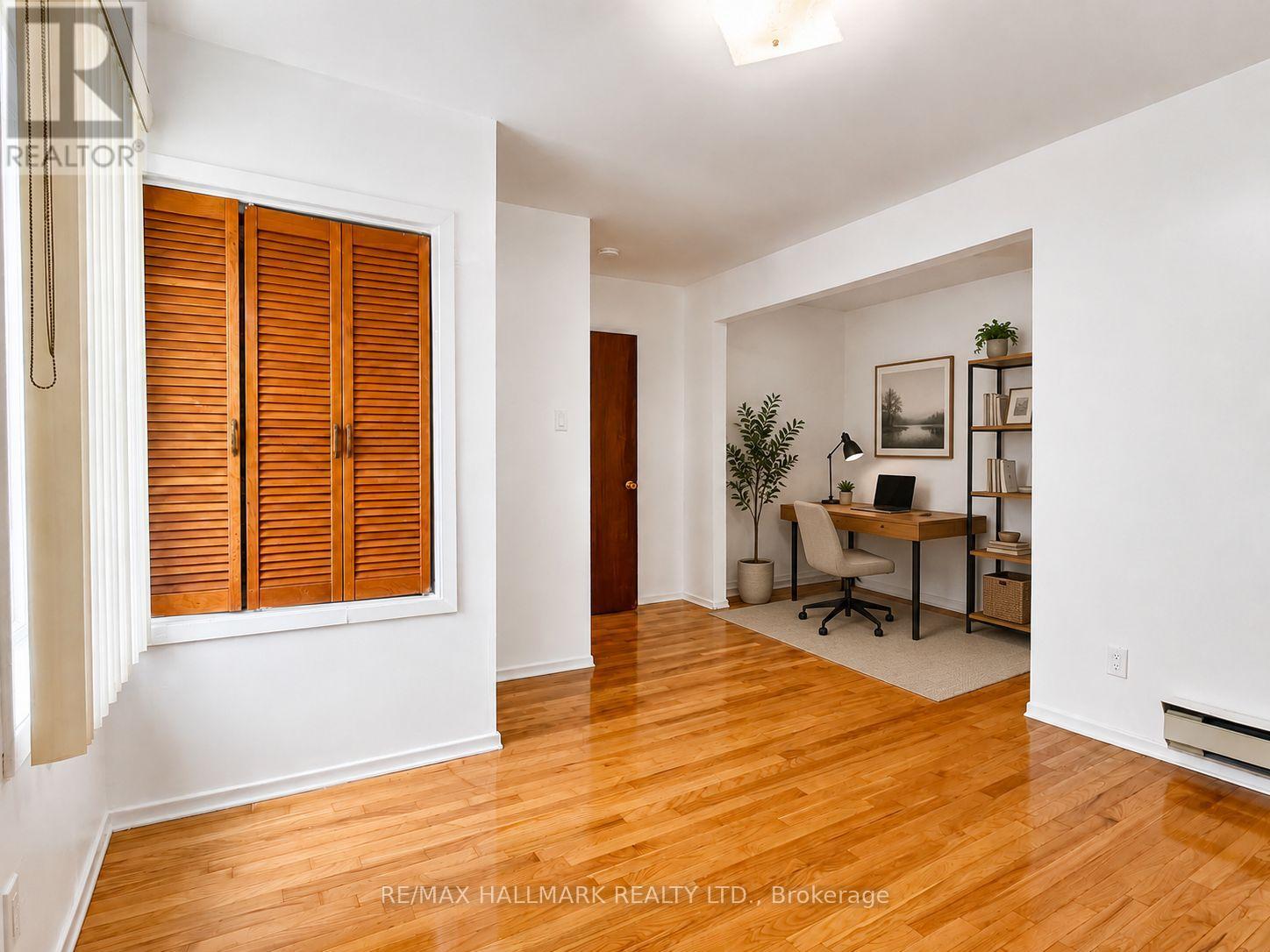 100 ASCOT AVENUE - 26