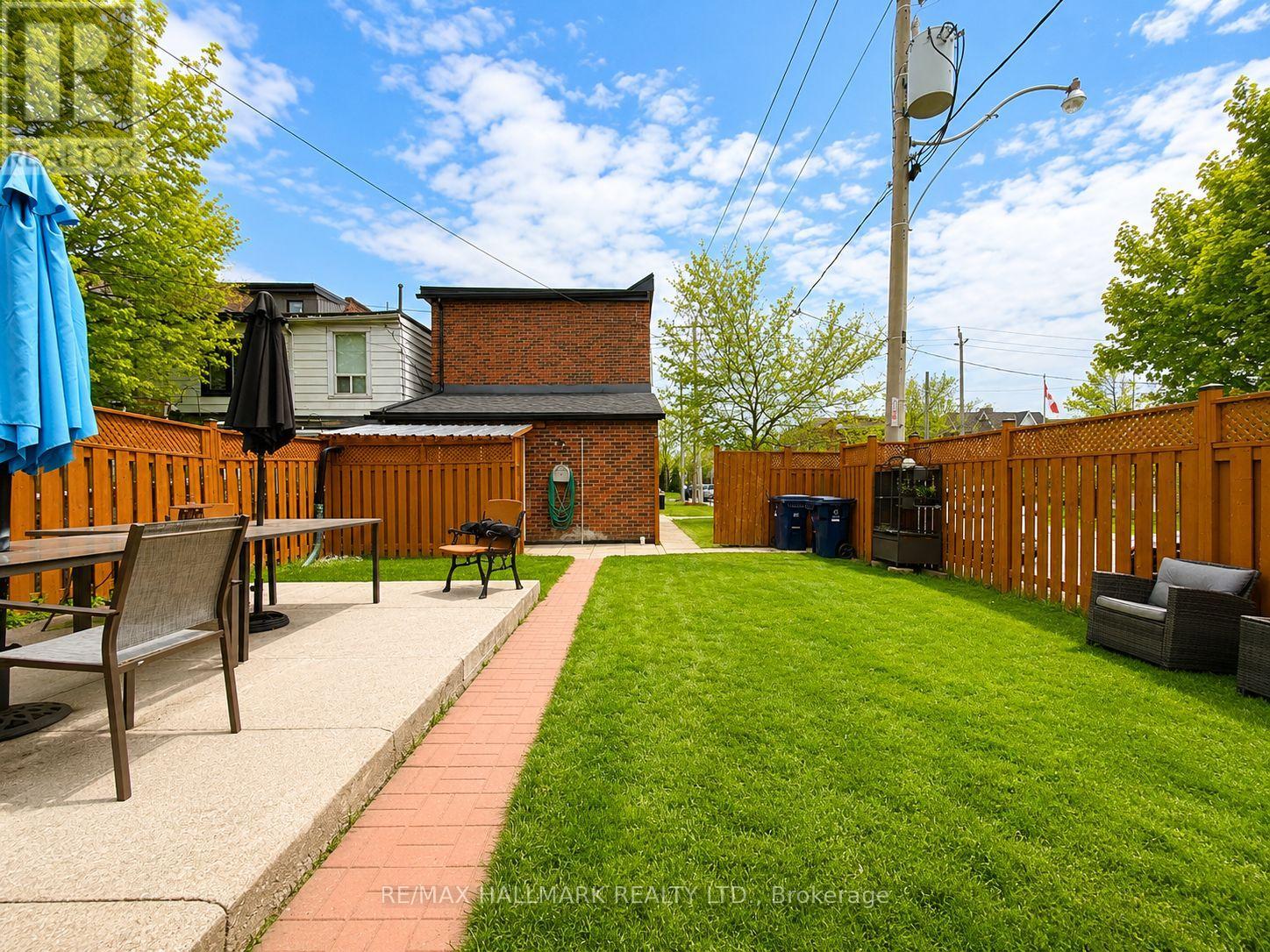 100 ASCOT AVENUE - 33
